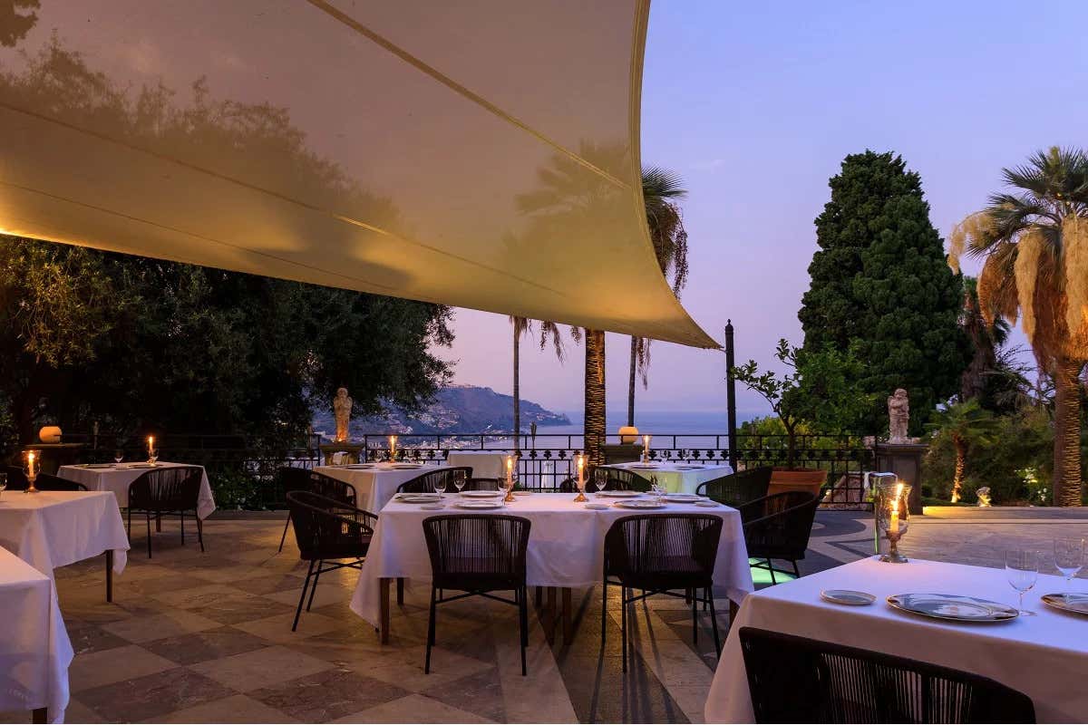 La terrazza del St. George di Taormina  St. George la stelle di Heinz Beck brillano anche a Taormina