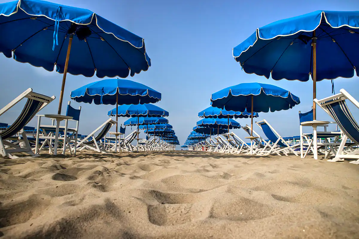 Dal 15 maggio tornano attivi tutti gli stabilimenti balneari Stabilimenti balneari, il 15 si riparte per un'altra estate italiana