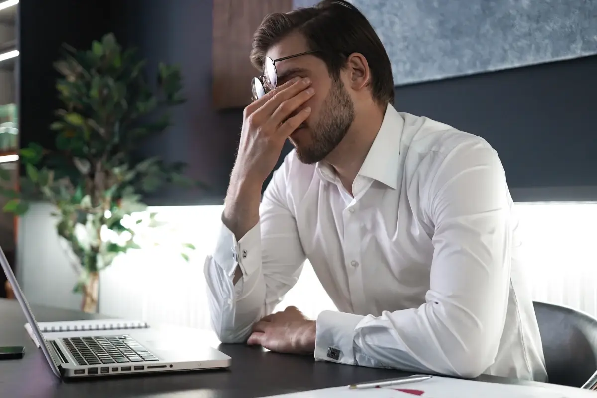 Stanchezza durante il giorno? Ecco quali possono essere le cause
