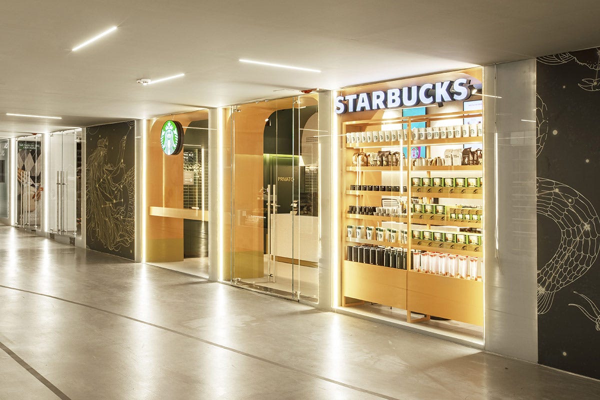 Starbucks a Firenze Starbucks a Firenze il primo store nella stazione di Santa Maria Novella