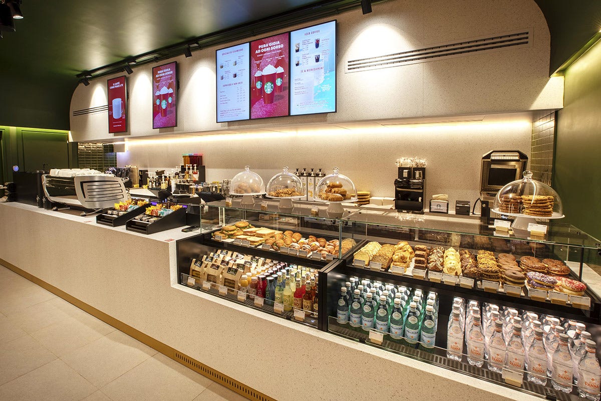 Starbucks a Firenze Starbucks a Firenze il primo store nella stazione di Santa Maria Novella