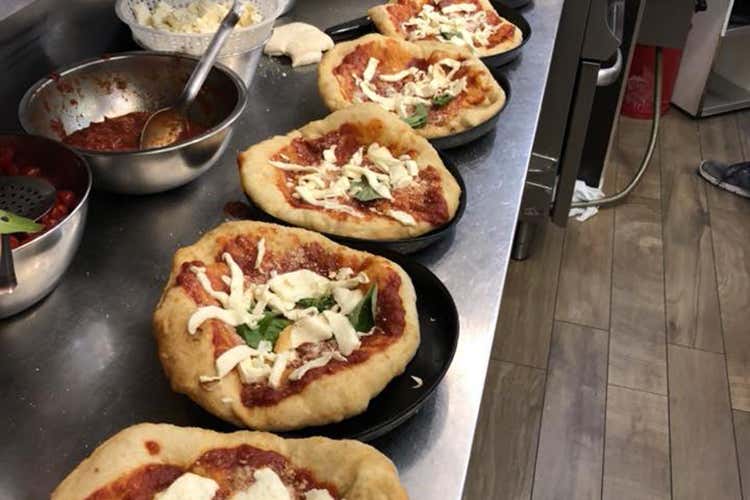 Il Decreto salva ristoranti e pizzerie  «Non siamo locali notturni»