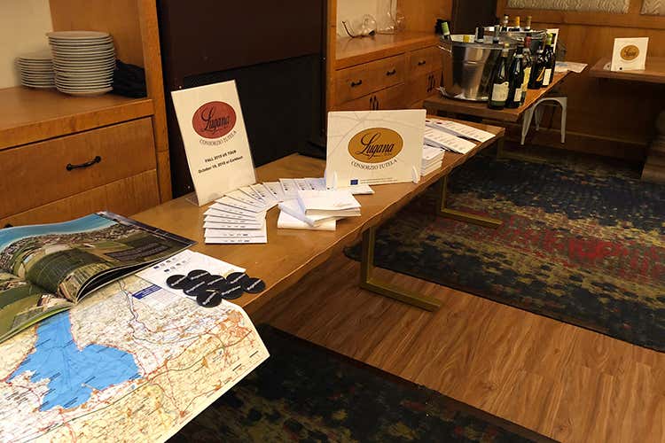 (Dagli Stati Uniti al Giappone, un autunno di successi per il Lugana Doc) (Dagli Stati Uniti al Giappone, un autunno di successi per il Lugana Doc)