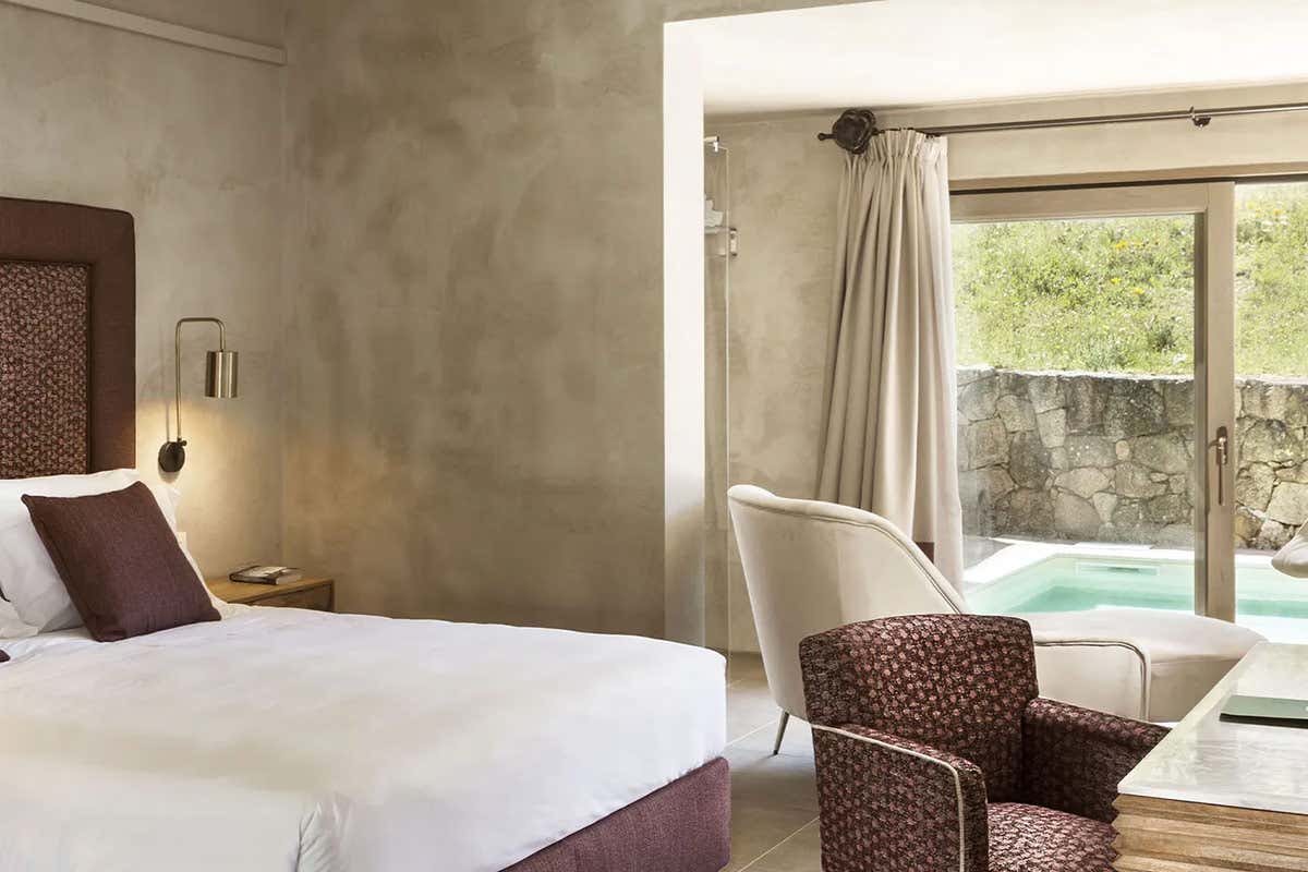 La Ciminea, dove la Sardegna di Gabriele Natali sorprende tra orto e memoria