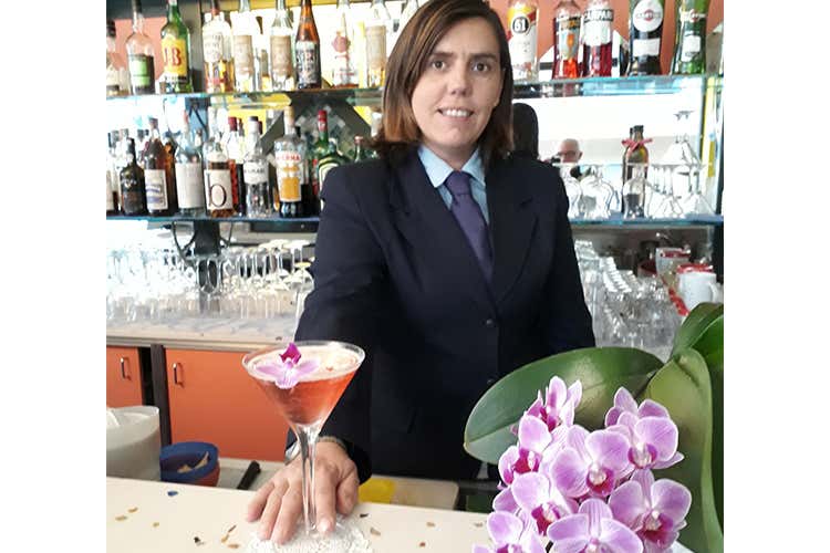 Stefania Simonetti, figlia d’arte «Per fare il barman ci vuole umiltà»