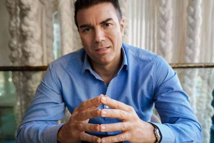 Stefano Lo Priore - Superfici a rischio nelle aziende Un cubo a caccia del covid-19