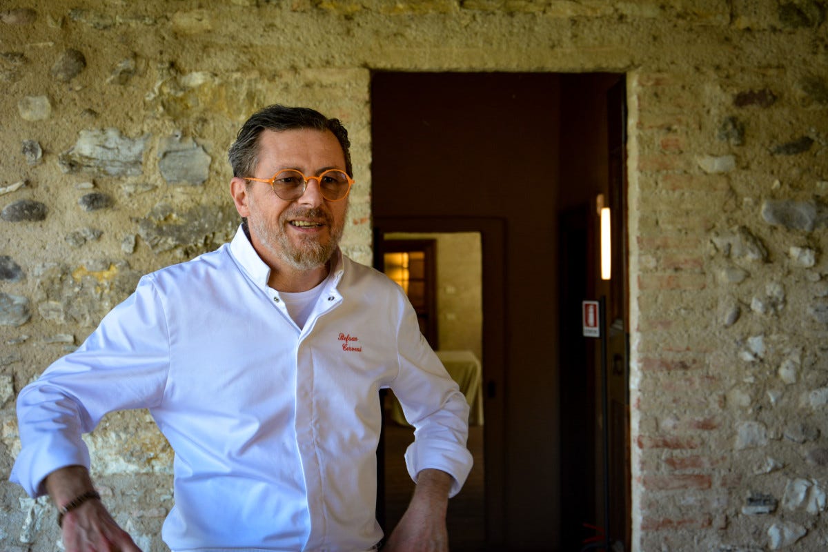 Stefano Cerveni, chef del ristorante Due colombe Tra i borghi di Corte Franca: cultura cucina vino e natura del lago d'Iseo