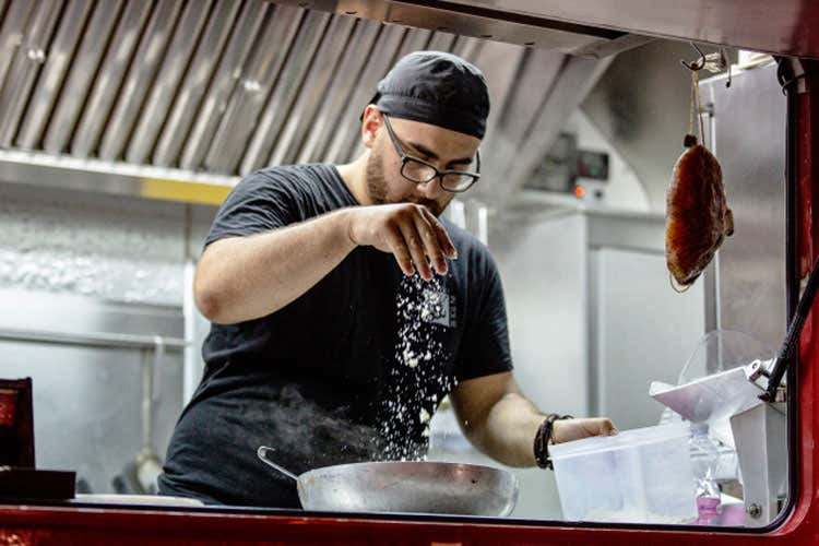 Venti cuochi in strada ad Ostia - Cibo di  strada, il Festival riparte e fa tappa 4 giorni ad Ostia