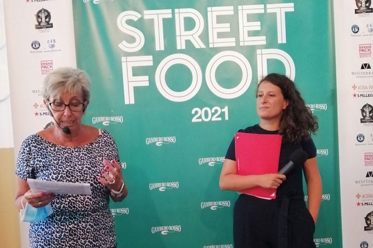 Laura Mantovani e Pina Sozio - Street food, piace a 7 italiani su 10 Il Gambero suggerisce 600 indirizzi