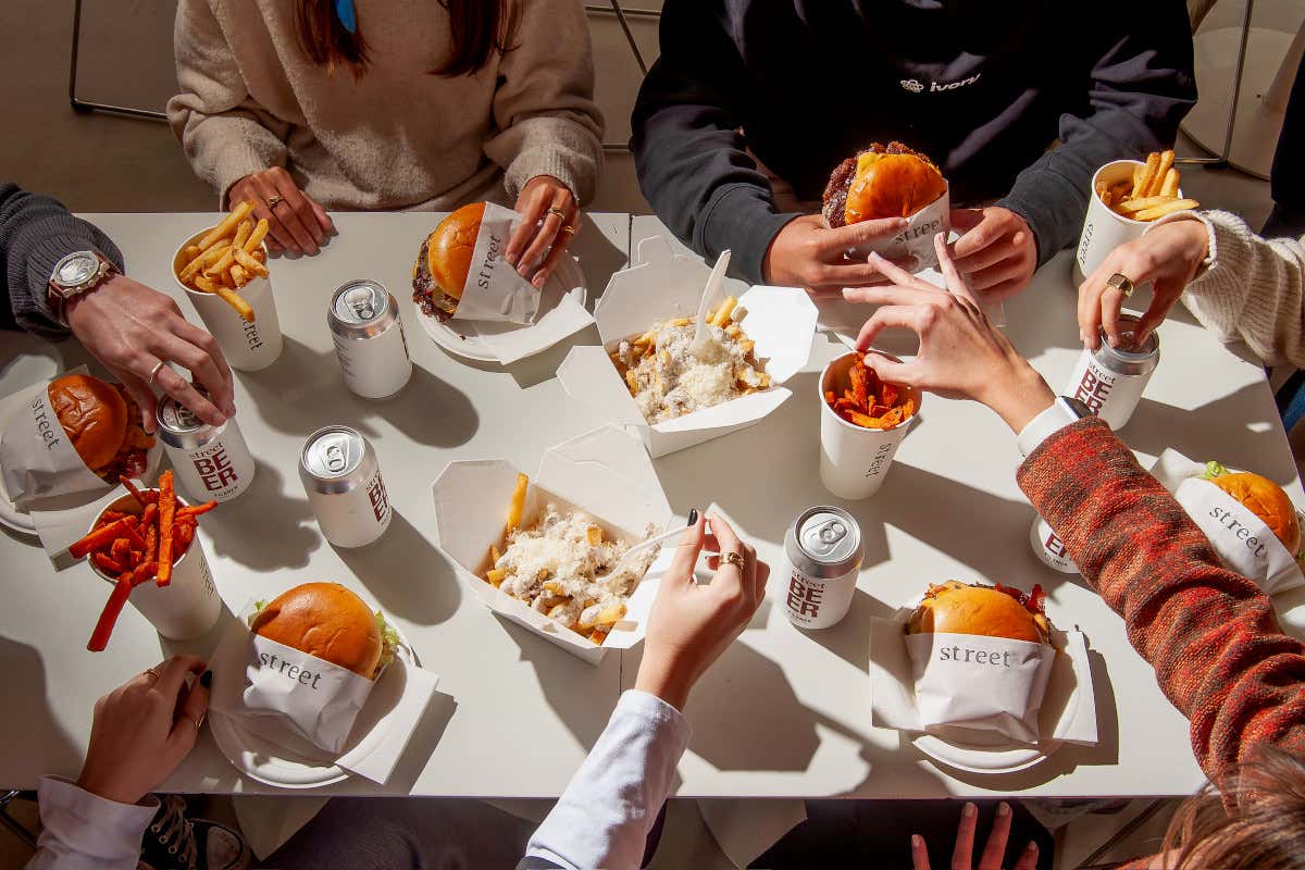 Da Lisbona a Milano: i burger “essenziali” di Street sbarcano in Italia Da Lisbona a Milano: i burger “essenziali” di Street sbarcano in Italia