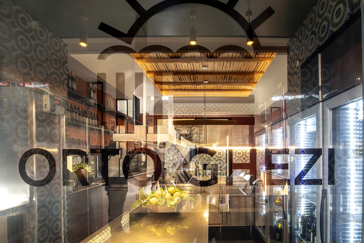 Le materia prime arrivano dall'Orto Ghezi Lo Stuzzichino, osteria napoletana che sa di casa