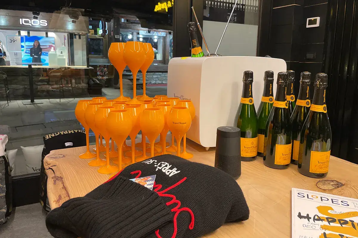 Courmayeur, con Super G e Champagne a porter, l'après-ski è tutta un'altra cosa...