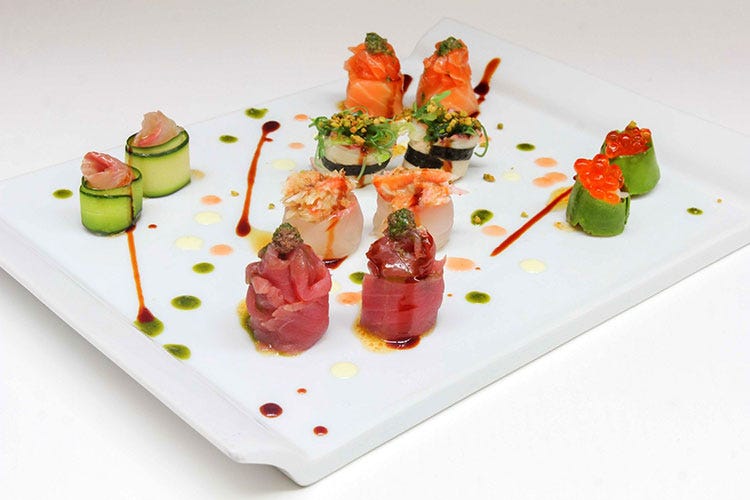 (Il sushi all'italiana di Alex Seveso al Kitchen Society di Milano)