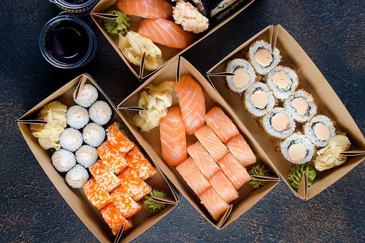 Per un ordine online di sushi consegnato a casa i milanesi sono disposti a spendere fino a 44 euro I milanesi adorano le consegne a domicilio. E per il sushi fanno follie
