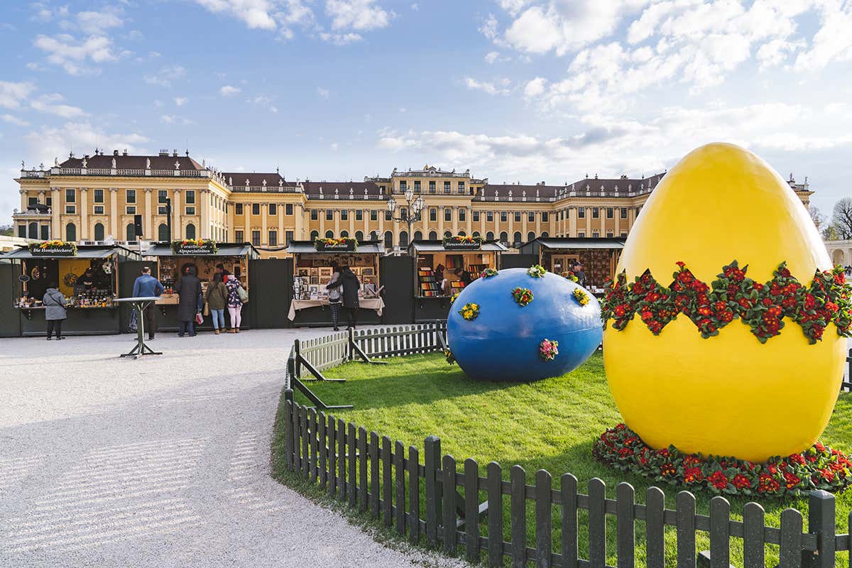 I mercatini pasquali di Vienna, tra tradizione e creatività, animano le piazze storiche