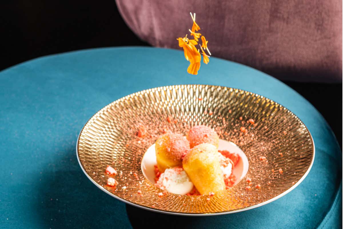 Il Baba al Sake Taki Off, dove la cucina d'Oriente e d'Occidente si fondono