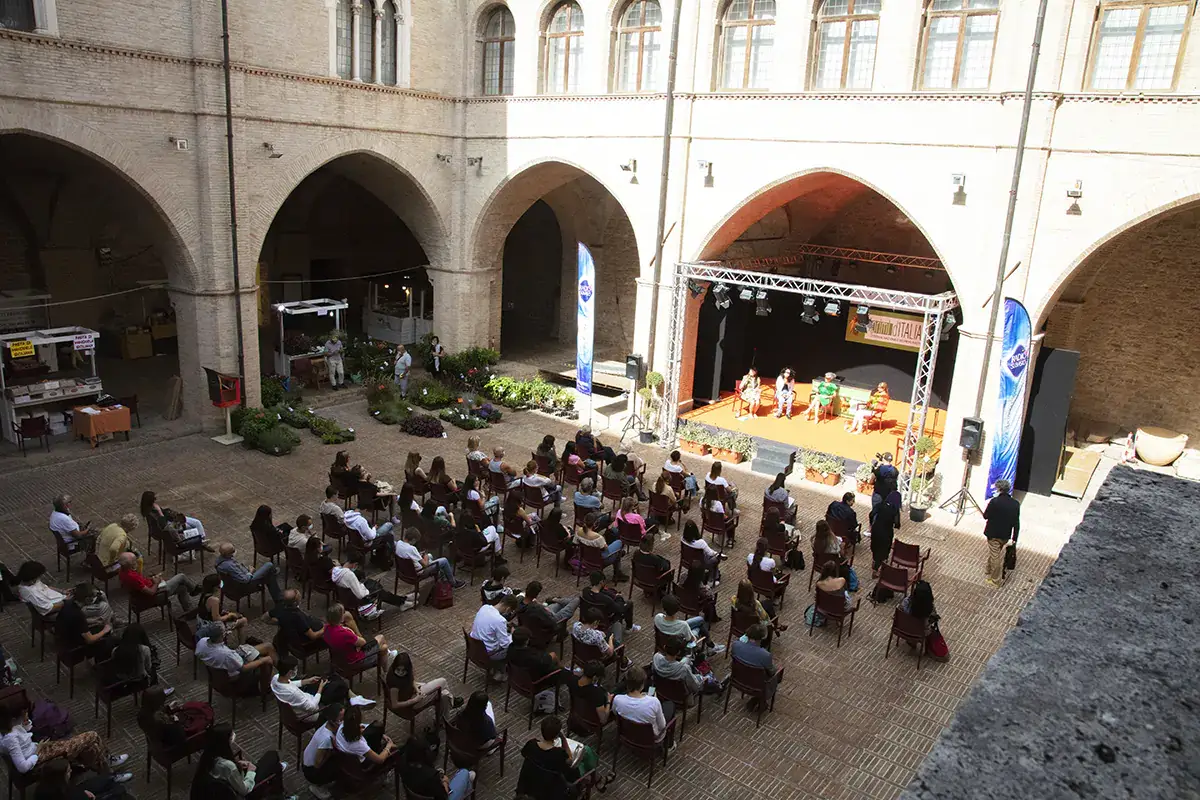 Presenza attenta ai talk sul food Primi d'Italia, a Foligno il rilancio della ristorazione passa dalla pasta