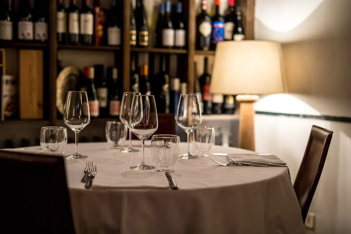 La sala La cucina romana con quel tocco in più a Le Tamerici