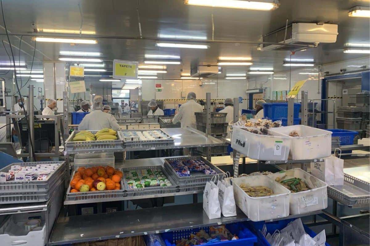 Ecco cosa si mangia in aereo su un volo per il Sudamerica di Tap Air Portugal Ecco cosa si mangia in aereo su un volo per il Sudamerica di Tap Air Portugal