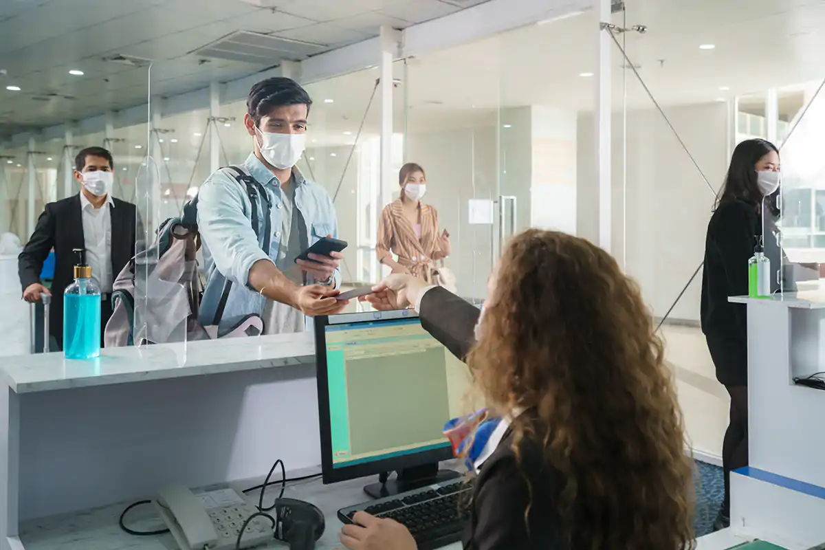 Per il Tar nessuna violazione dei diritti dei passeggeri Il Tar d&agrave; ragione alla Sardegna:s&igrave; ai tamponi per i passeggeri in arrivo