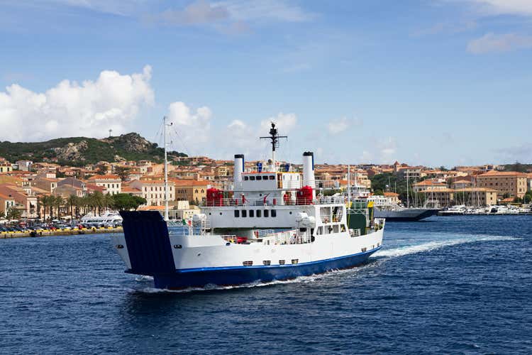 (Tassa di soggiorno e di sbarcoIl Ministro Centinaio dice no)