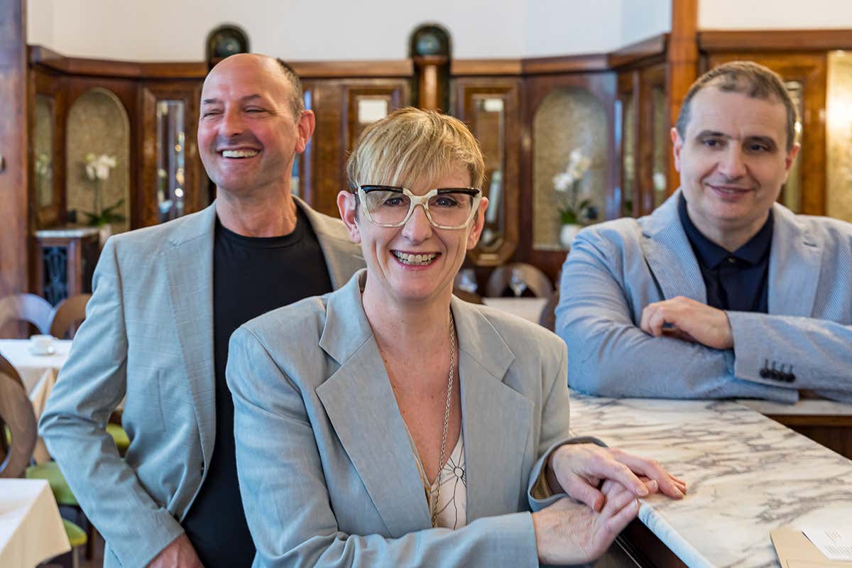 Paolo Maino, Antonella Conti, Alessio Conti Bar Pasticceria Taveggia torna a risplendere e rinnova l’offerta