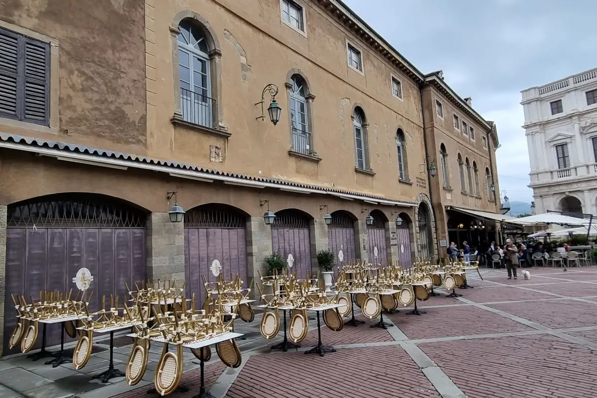 Taverna del Colleoni, nel cuore della Citt&agrave; Alta di Bergamo&nbsp; Dopo quattro anni riapre a Bergamo la Taverna del Colleoni