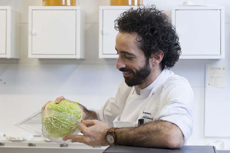 (In tavola le sculture dello chef Aliberti Al Tre Cristi i piatti diventano opere d’arte)