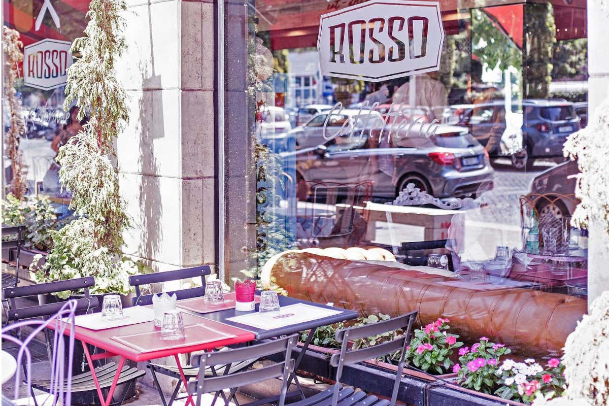 Finisce lo stato di emergenza e i dehors di bar e ristoranti tornano a pagamento