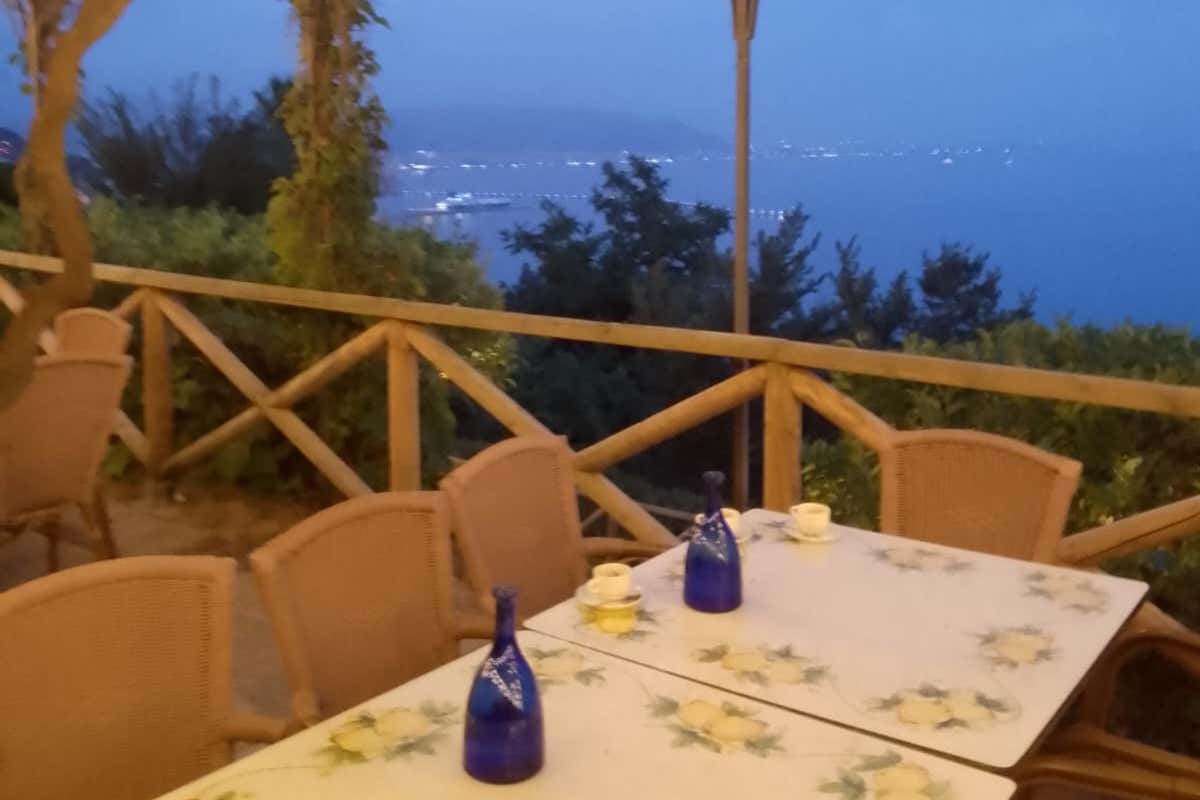 Lusso e romanticismo: ecco come è un matrimonio all'Hotel Raito Amalfi Coast