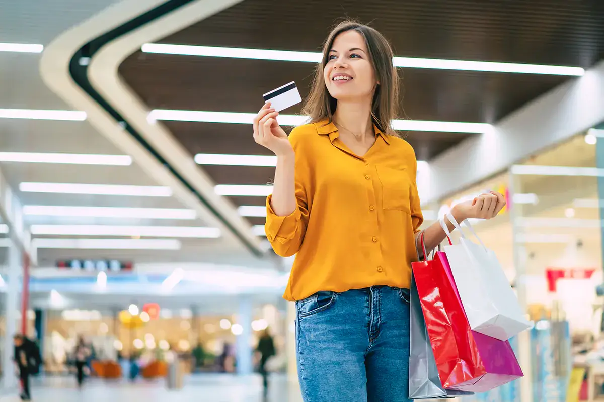 Turisti stranieri in Italia e shopping: la nuova “Tax Free” parte il 1° febbraio