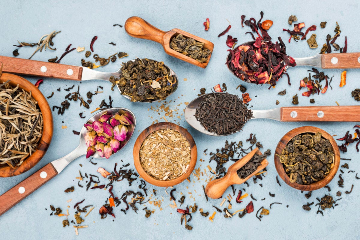 Una tazza di tè al giorno: quali sono i benefici per la salute?