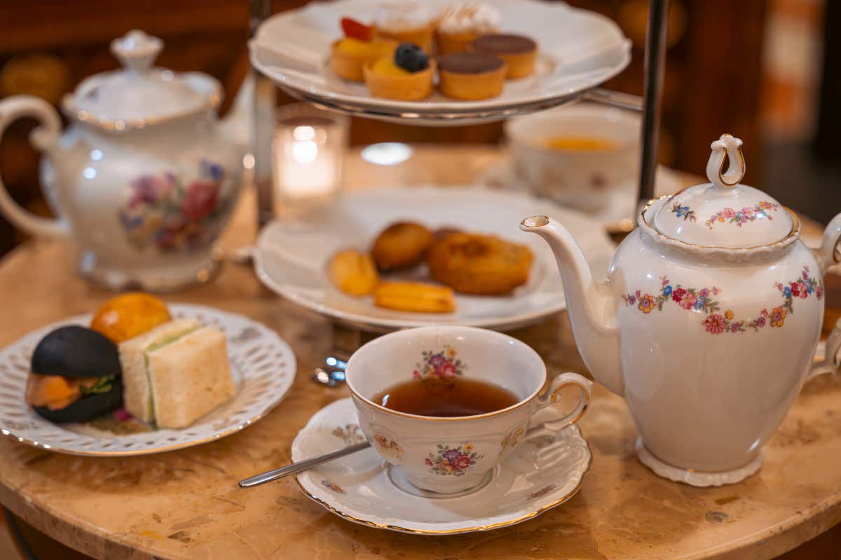A Firenze arriva una sala del tè (in hotel) dedicata al rito del pomeriggio