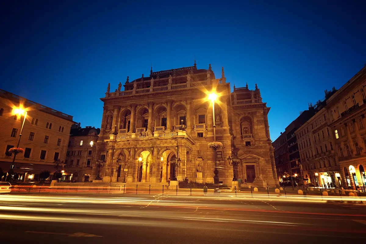 L&rsquo;Opera di Budapest In viaggio con la principessa Sissi tra teatri e citt&agrave; da scoprire