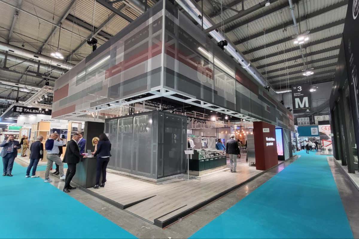 Novità da Tecnoinox: forni touchscreen e piani cottura a gas ermetico