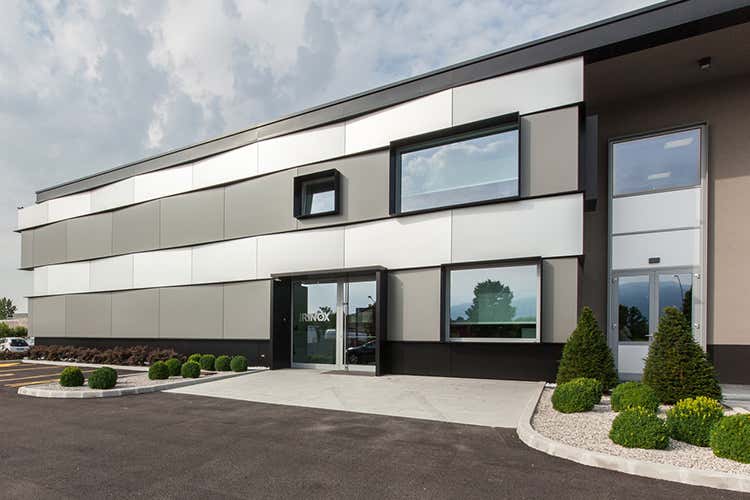 La sede dell'azienda (Temperatura sempre controllata con i sistemi all&rsquo;avanguardia Irinox)