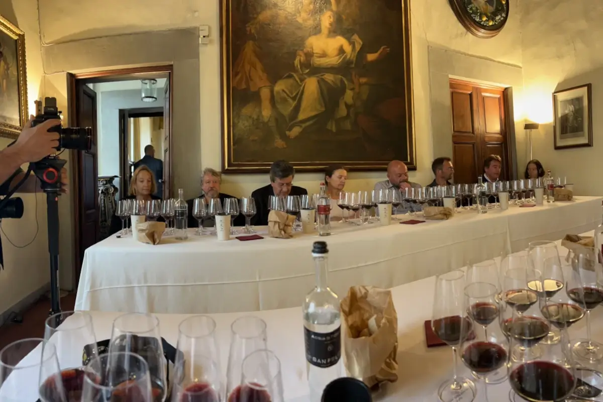 Un altro momento della degustazione Degustazione speciale per i quarant’anni del Ghiaie della Furba