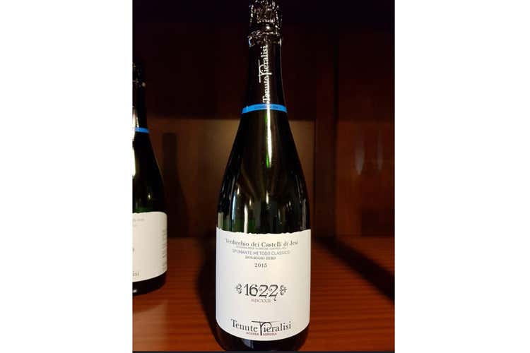 Spumante Metodo Classico dosaggio zero "1622" (Con 1622 e Nativo Pieralisi completa la sua collezione Bio)