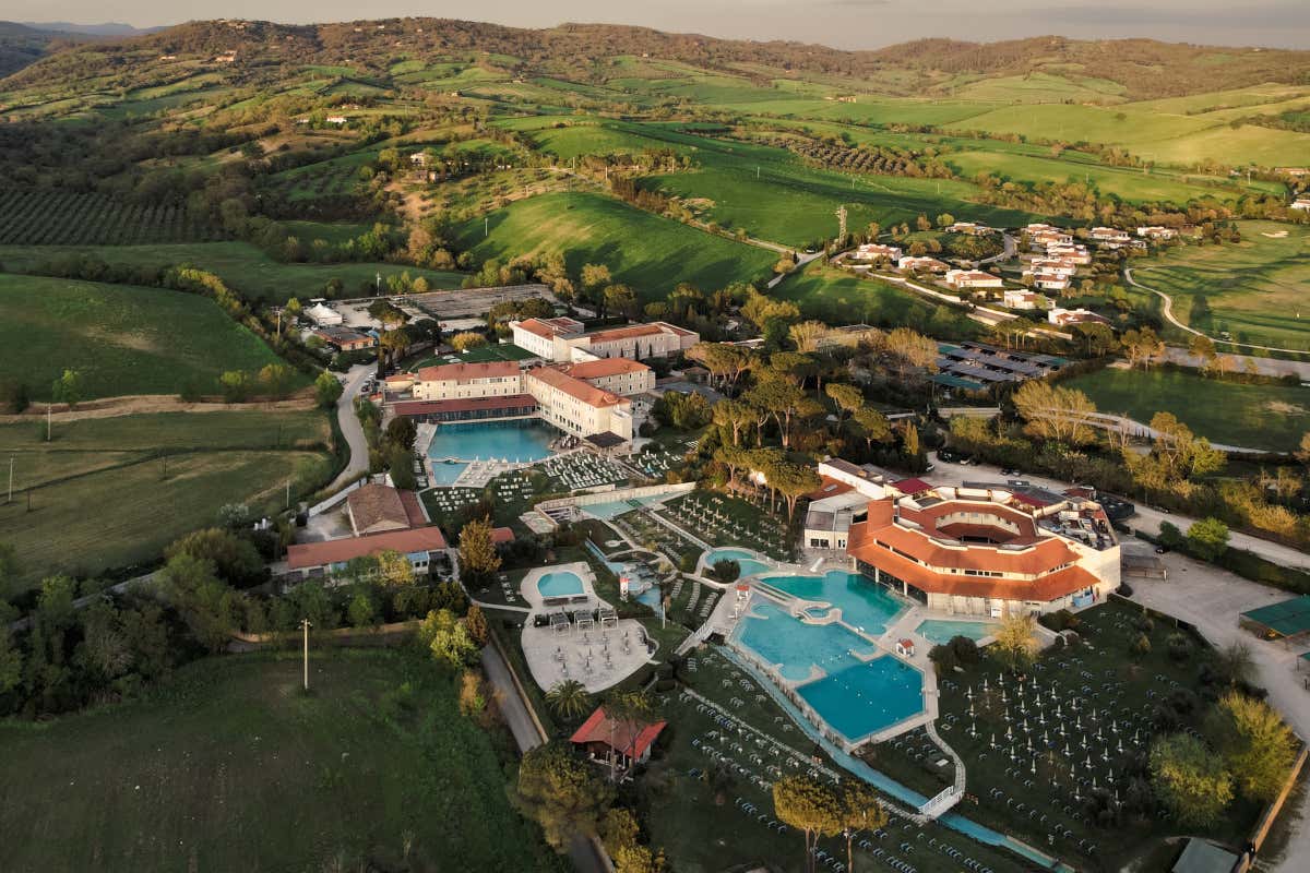 Longevità, salute e ospitalità: il nuovo percorso di Terme di Saturnia Longevità, salute e ospitalità: il nuovo percorso di Terme di Saturnia