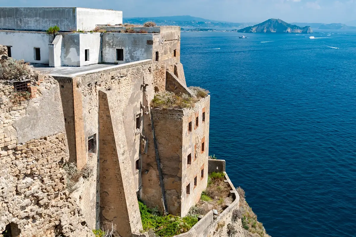 Terra Murata L&rsquo;importanza del tempo ovvero Procida a piedi