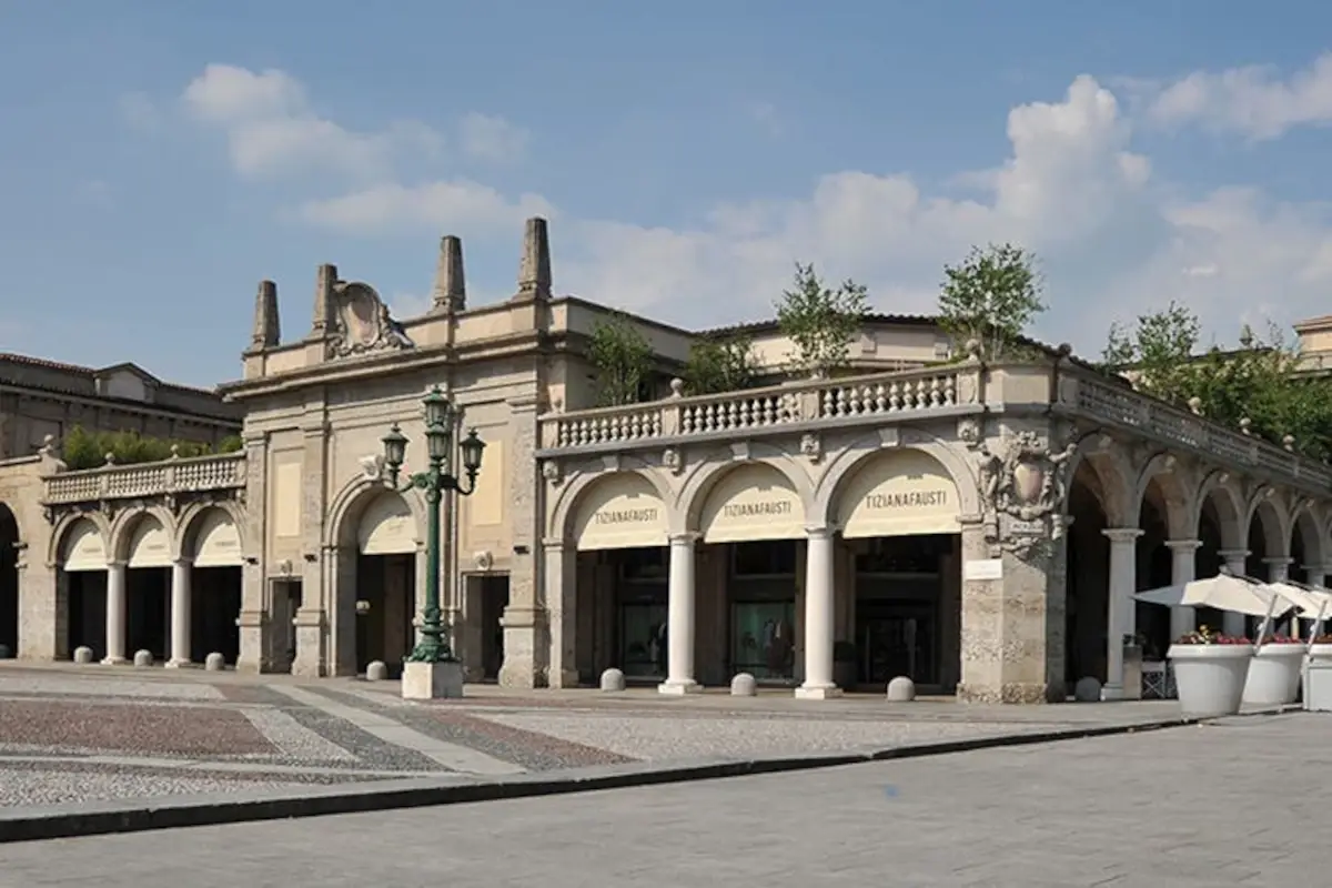 Terrazza Fausti Bergamo Da Armani a Fendi, quando il fashion sbarca in cucina