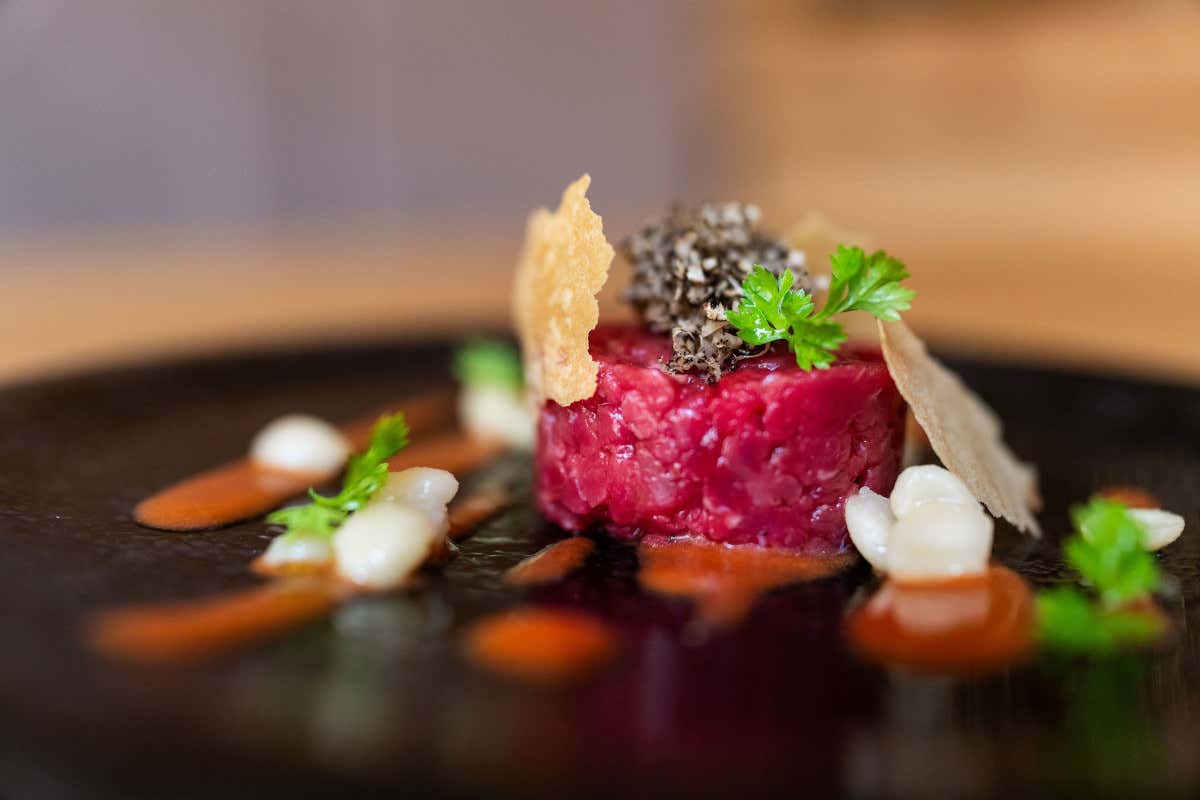 Notte al Tevini: sapori alpini e radici campane raccontati in tre menu