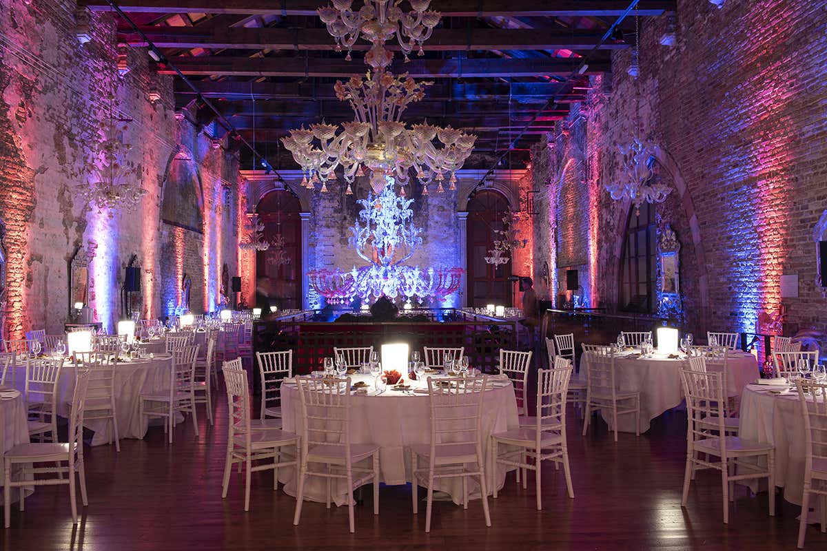 La location Carnevale a Murano inseguendo Cenerentola La location Carnevale a Murano inseguendo Cenerentola