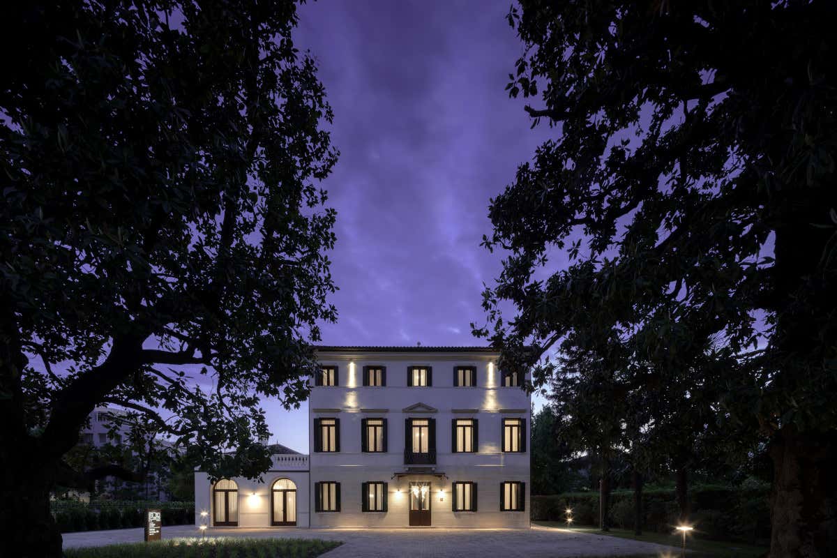 Esplorando l'Italia in bici: nuove mete di lusso tra natura e benessere