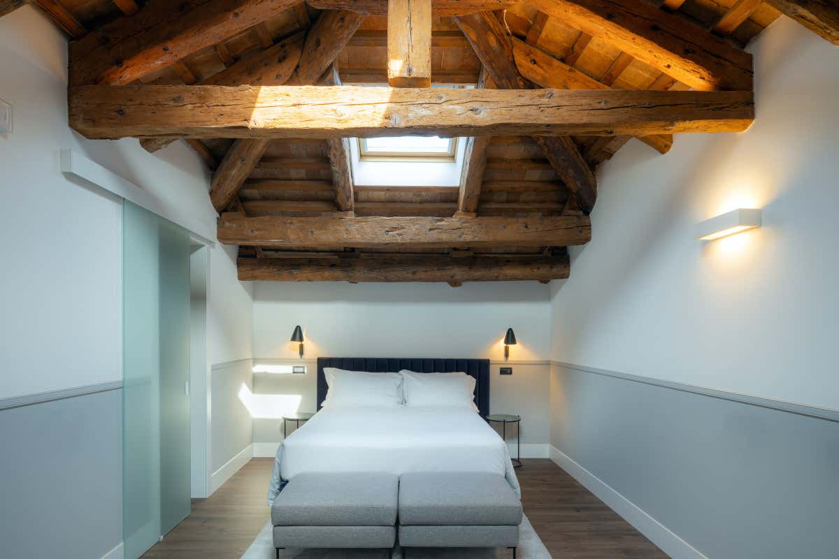 Esplorando l'Italia in bici: nuove mete di lusso tra natura e benessere