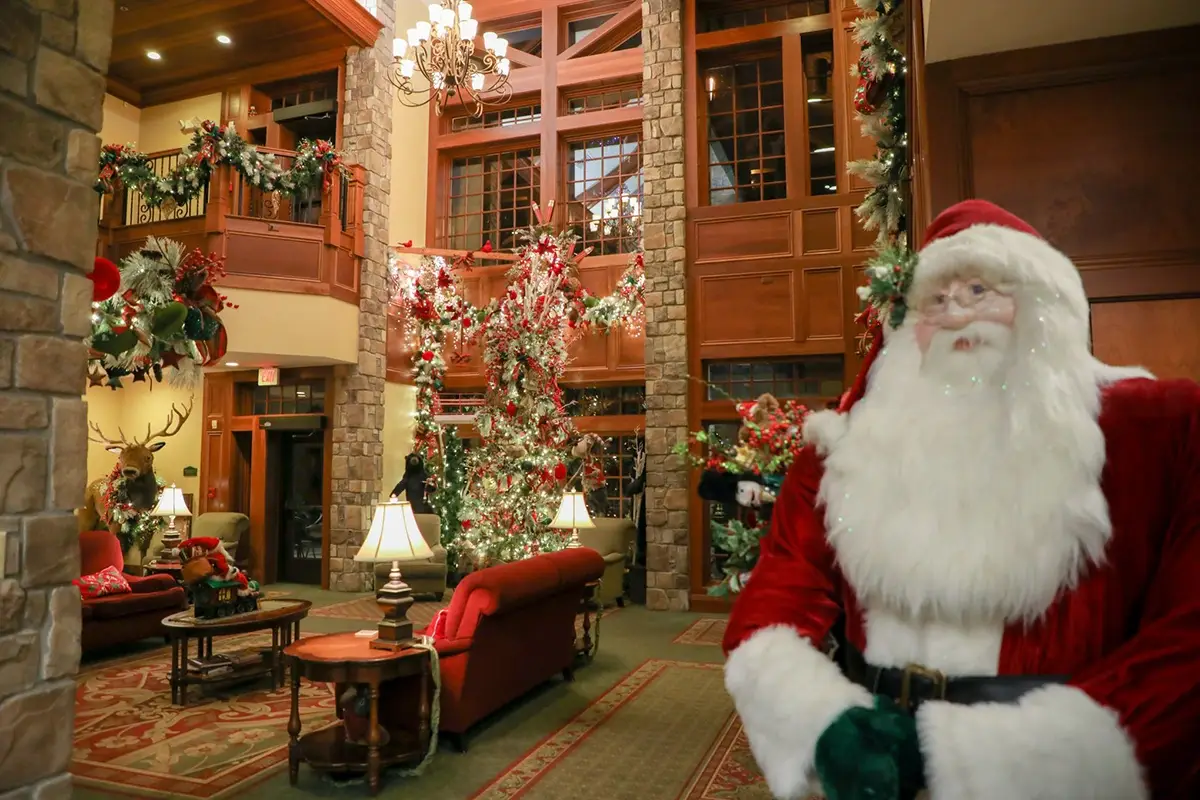 C'è anche la suite Santa Claus Perché aspettare il 25 dicembre? Tre alberghi in cui il Natale è tutto l'anno
