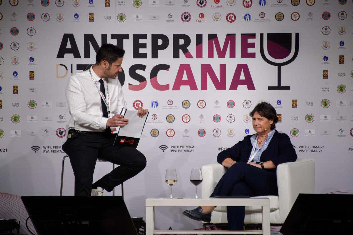 Tinto e Stefania Saccardi Ecco perch&egrave; i vini toscaniconquistano il carrello degli italiani