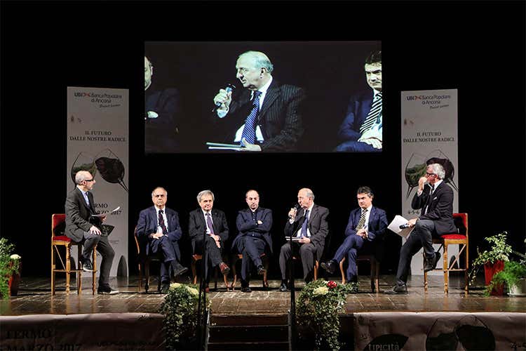 Tipicità guarda al futuro del gusto Parata di stelle e 100 eventi in calendario Tipicità guarda al futuro del gusto Parata di stelle e 100 eventi in calendario