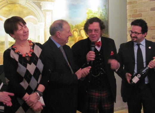 Da sinistra: Nella Brambatti, sindaco di Fermo, Angelo Serri, Philippe Daverio e Andrea Cerrato, assessore al Turismo di Asti