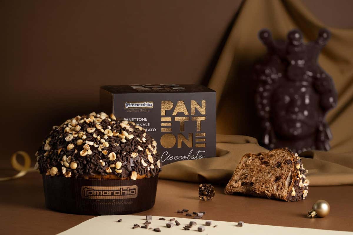 Uva baciata dal sole e senza lattosio: dalla Sicilia arriva un panettone speciale